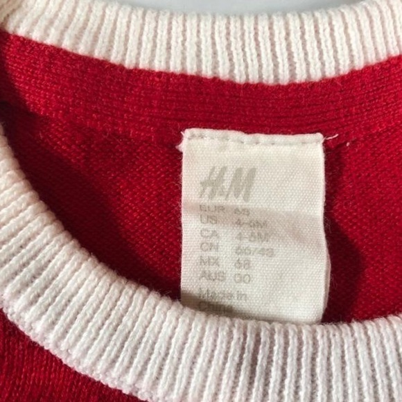 H&M Red Long Sleeve Christmas Sweater - Picture 5 of 5